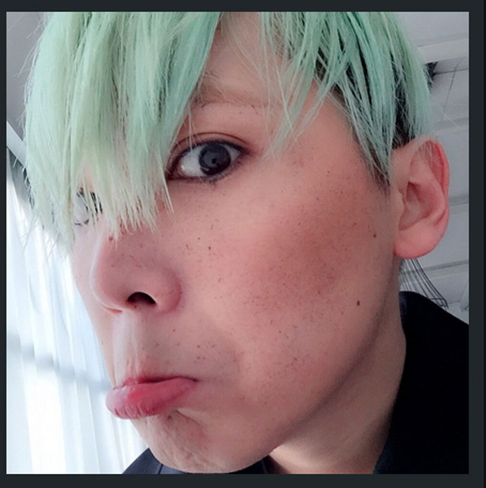 (c) @skullhong12