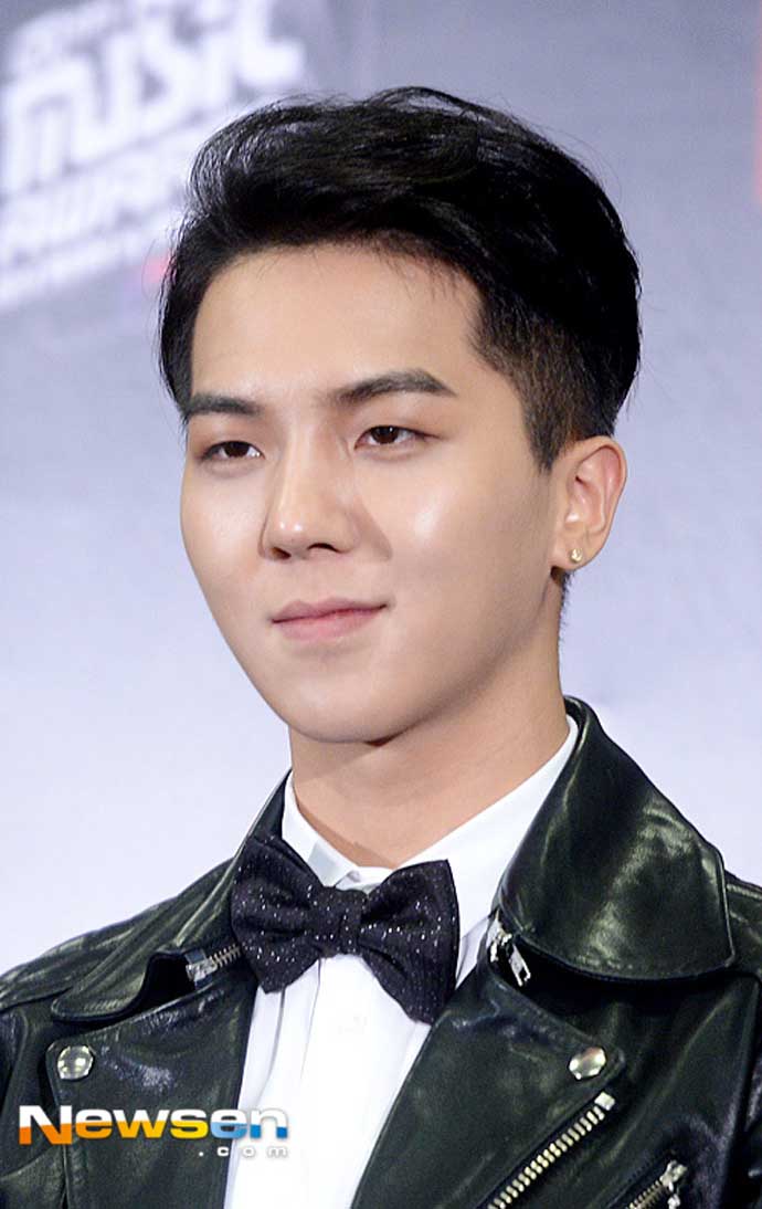 (c) Newsen
