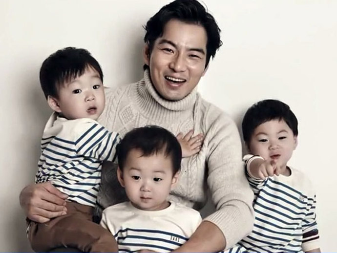 Song Triplet terkenal dengan variety 'Superman Return'